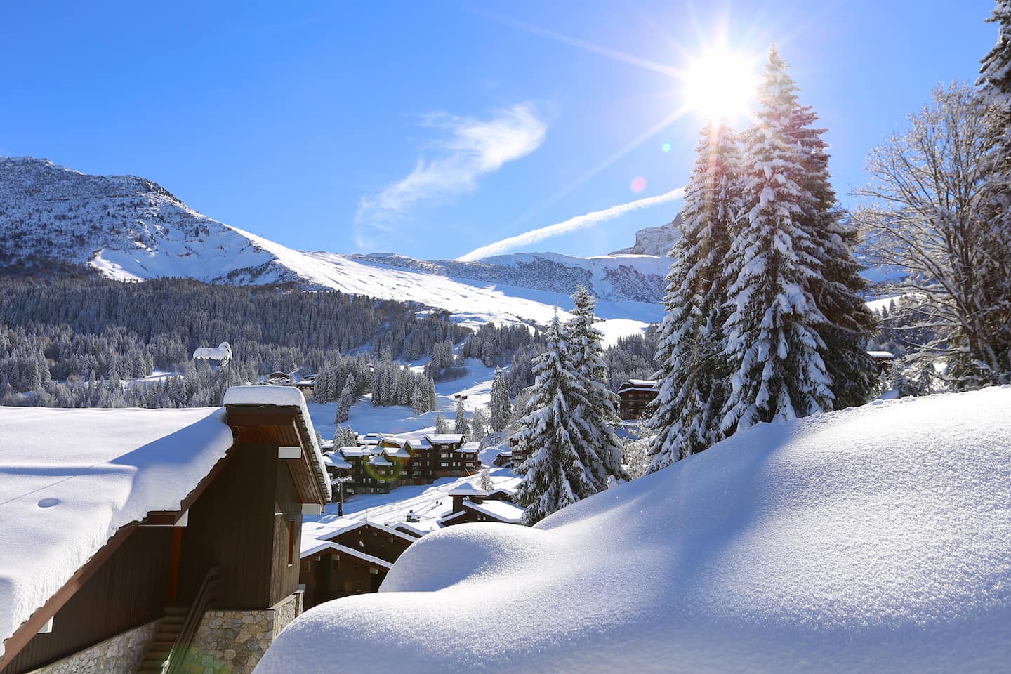 Vue enneigée sur la station de Valmorel