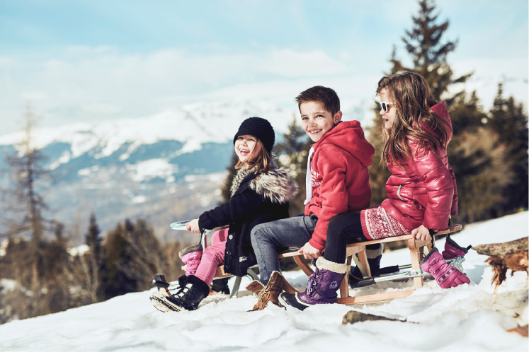 Luge avec enfants
