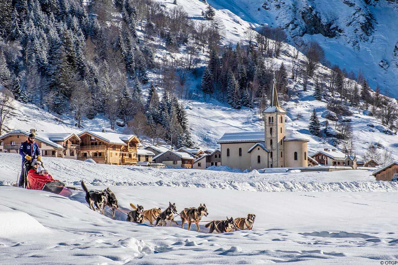 Chiens de traineaux © OT Champagny en Vanoise