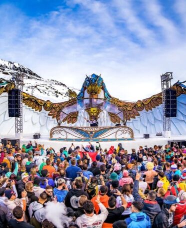 Tomorrowland (1)